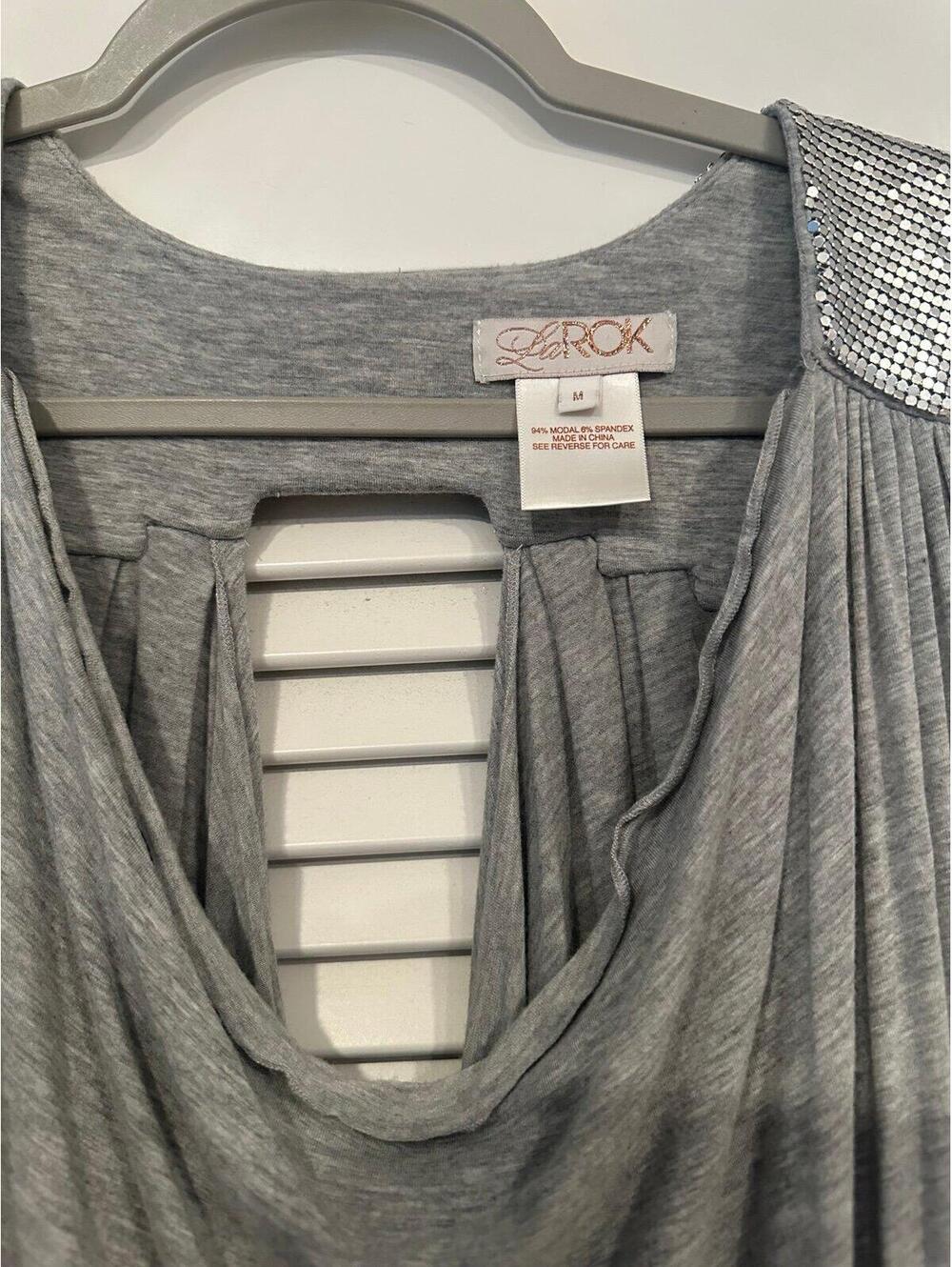 La Rok Grey Chain Top - Picture 2 of 4